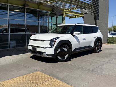 Used 2024 Kia EV9 Wind