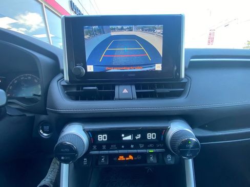 Used 2023 Toyota RAV4 XLE w/ Convenience Package AWD/4WD image 22