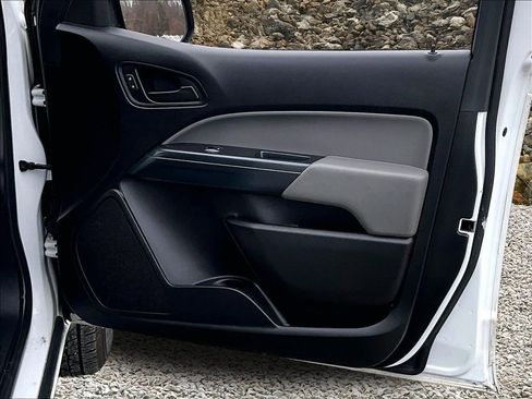 Used 2018 Chevrolet Colorado W/T image 22