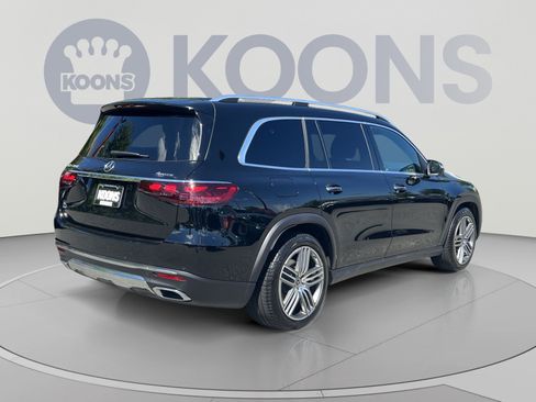 Used 2025 Mercedes-Benz GLS 450 4MATIC image 11