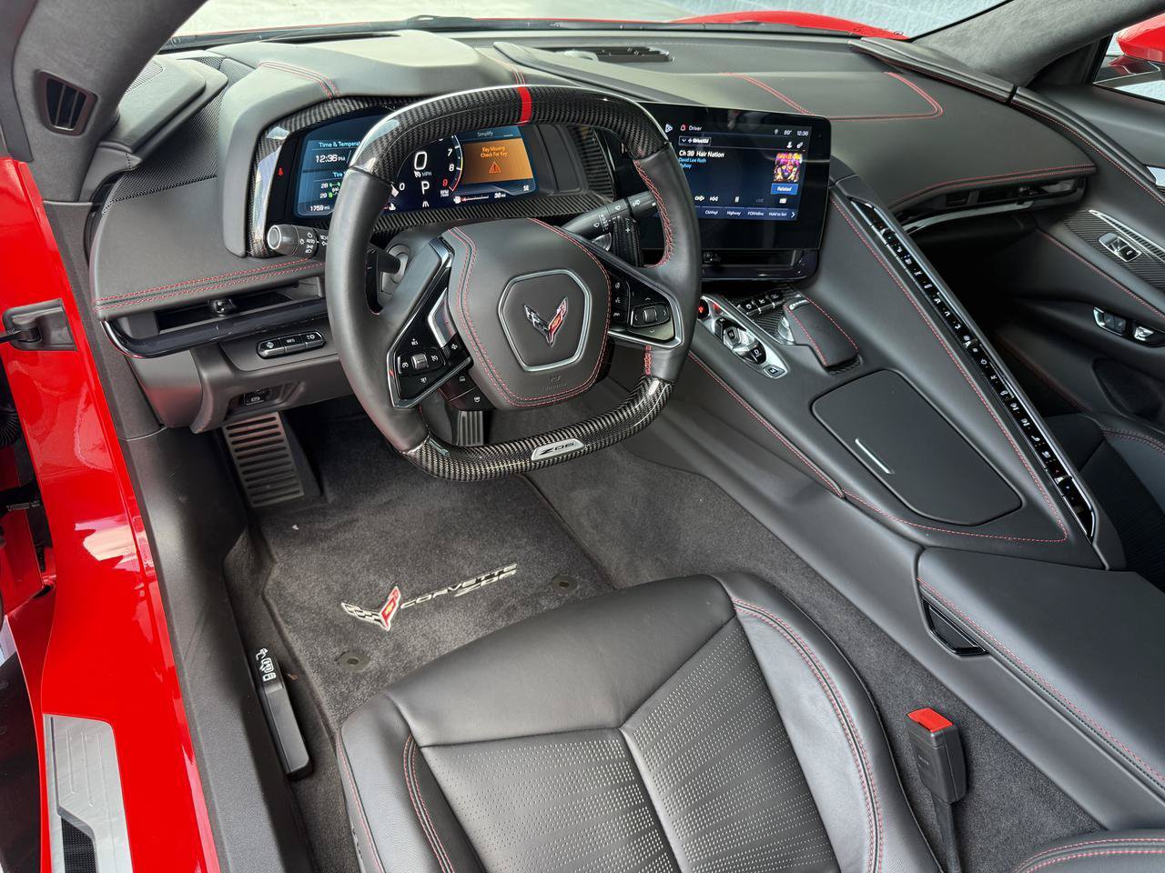 Used 2024 Chevrolet Corvette Z06 Coupe w/ 3LZ w/ Stealth Interior Trim Package RWD image 19