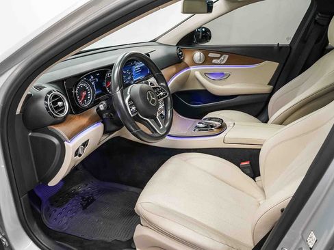 Used 2019 Mercedes-Benz E 300 image 17