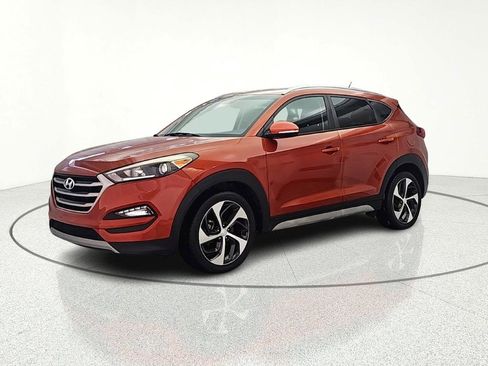 Used 2017 Hyundai Tucson Sport image 4