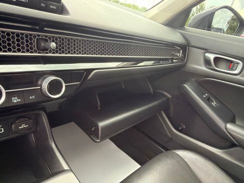 Used 2024 Honda Civic EX-L image 32