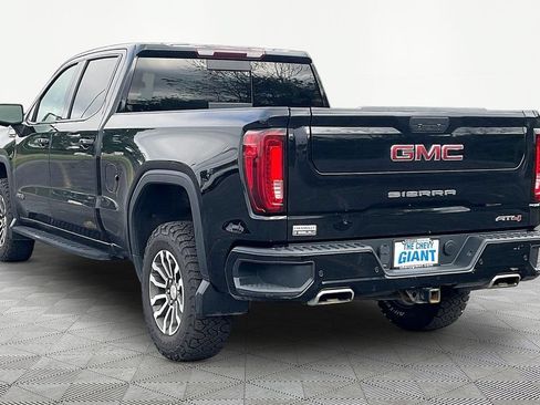 Used 2022 GMC Sierra 1500 AT4 w/ AT4 Premium Package AWD/4WD image 4
