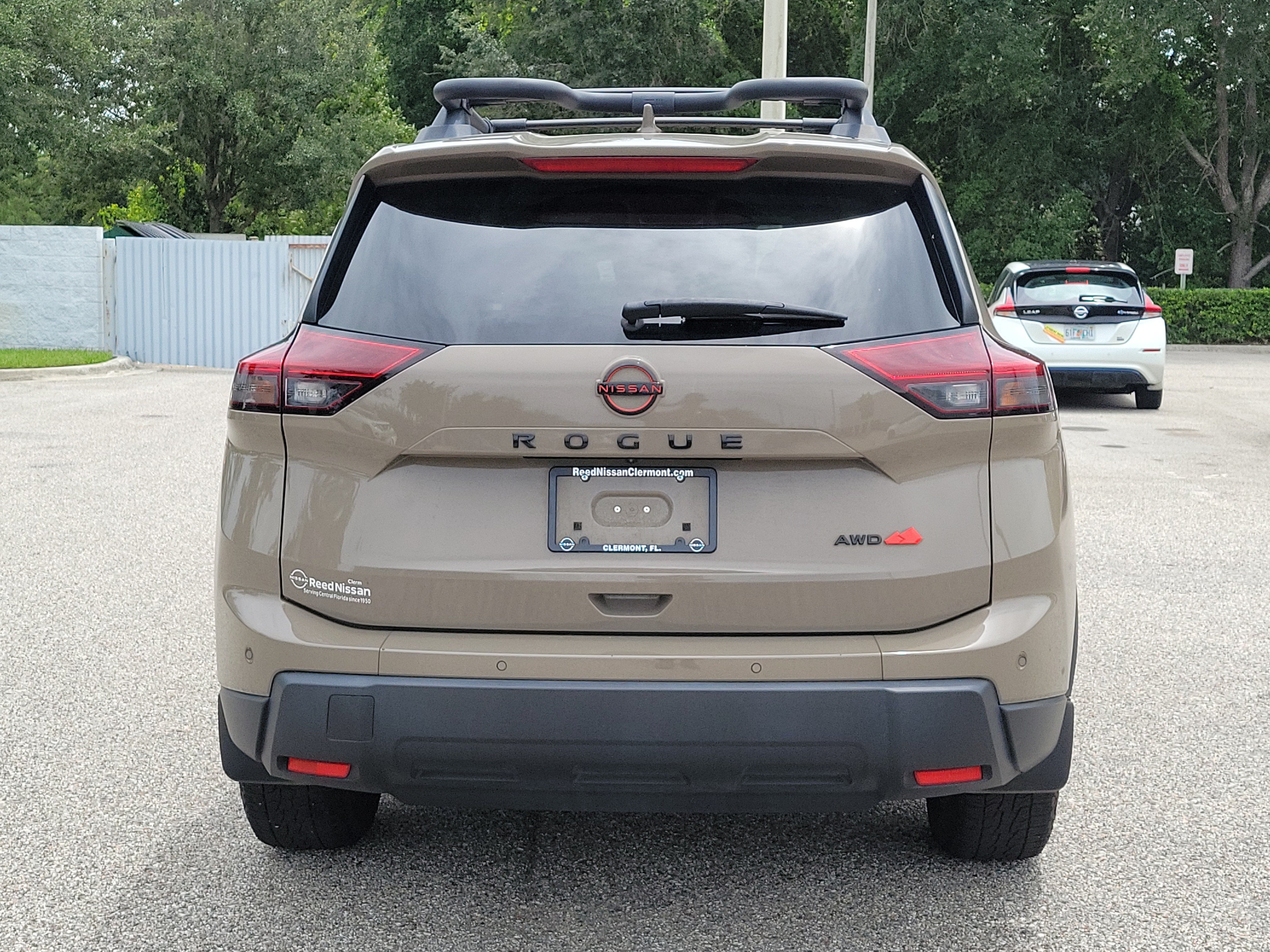 Certified 2025 Nissan Rogue SV AWD/4WD image 6