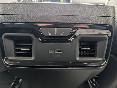 New 2026 GMC Sierra 1500 AT4 AWD/4WD image 13