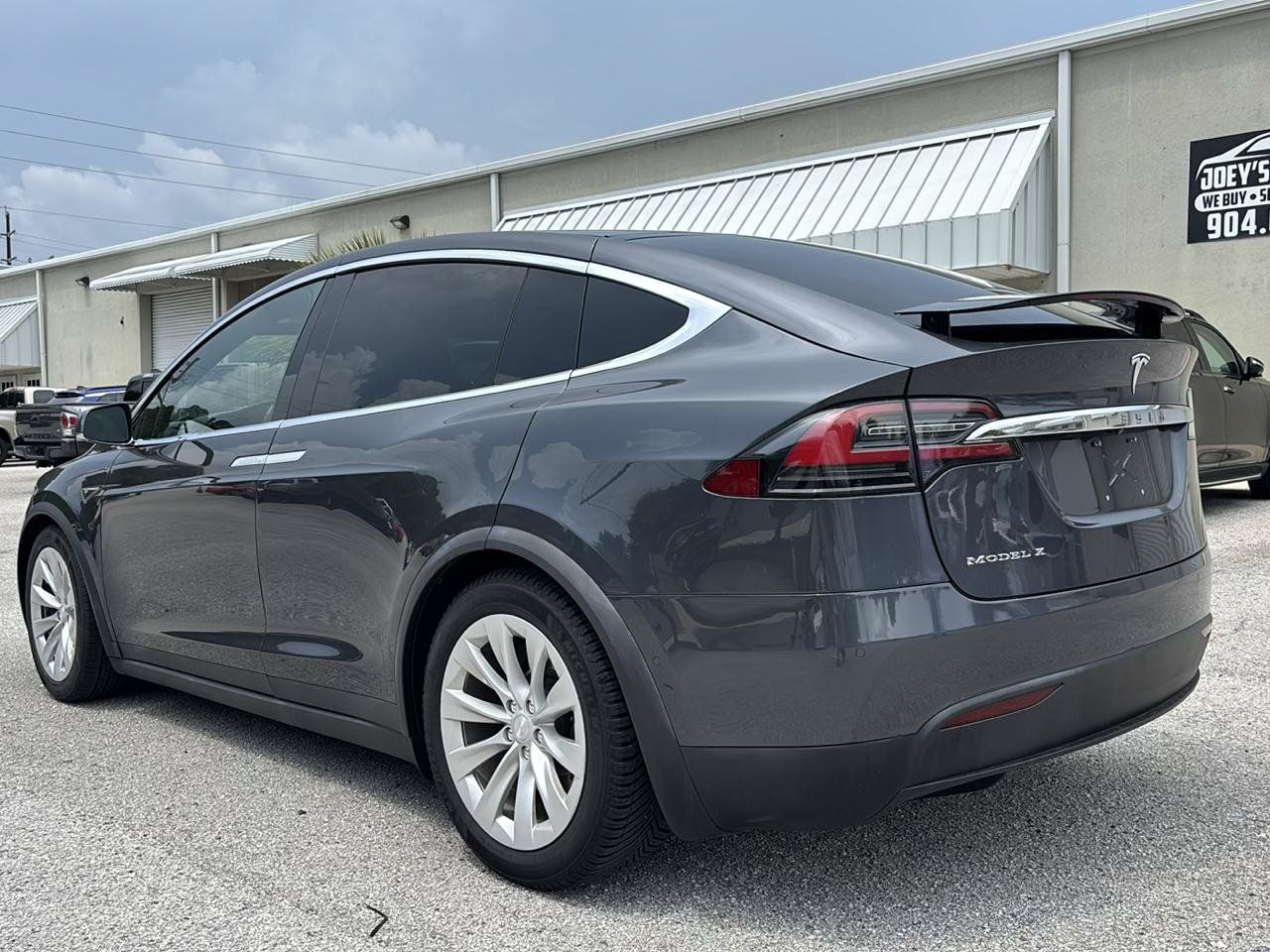 Used 2016 Tesla Model X 75D AWD/4WD image 9