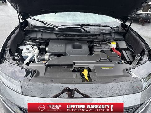 New 2025 Nissan Murano SL image 9