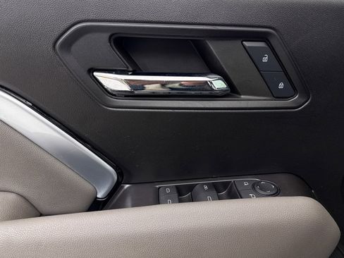 Used 2024 Chevrolet Colorado ZR2 image 21