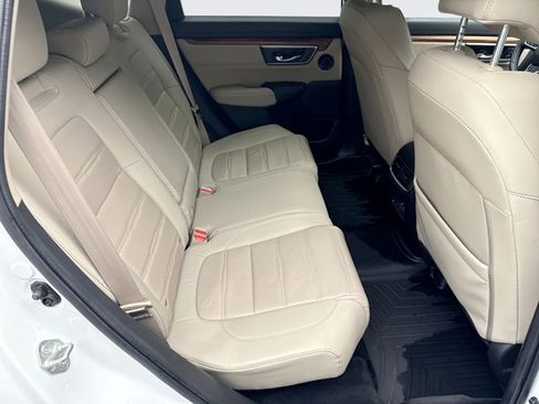 Used 2018 Honda CR-V Touring image 19