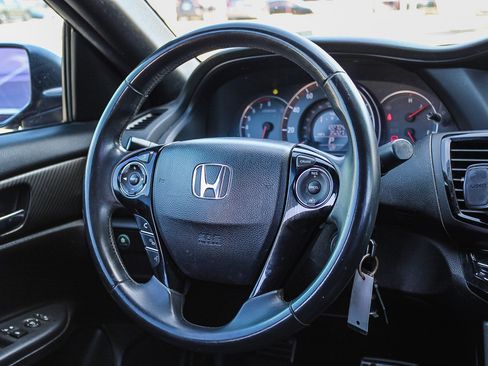 Used 2016 Honda Accord Sport image 17