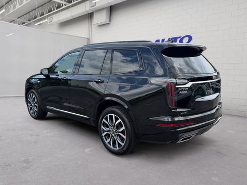 Used 2024 Cadillac XT6 Sport AWD/4WD image 3