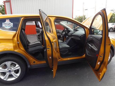 Used 2016 Ford Escape SE AWD/4WD image 20