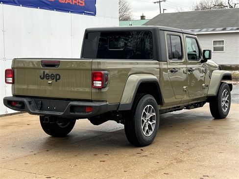 New 2026 Jeep Gladiator Sport image 40