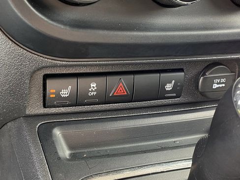 Used 2017 Jeep Patriot Latitude image 18