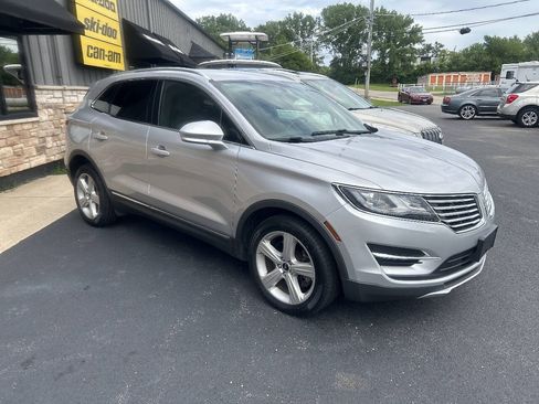 Used 2016 Lincoln MKC Premiere FWD image 4