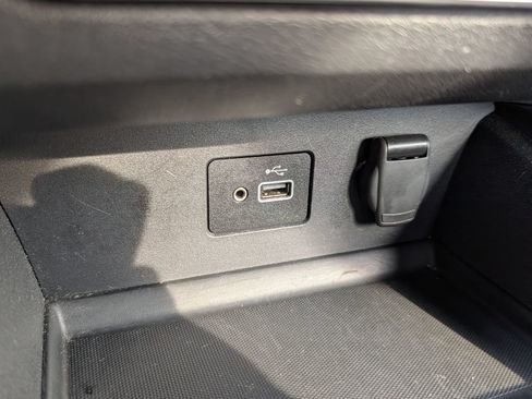 Used 2024 Nissan Altima 2.5 S FWD image 28