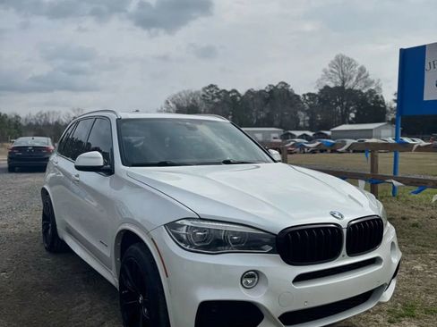 Used 2018 BMW X5 xDrive50i image 2