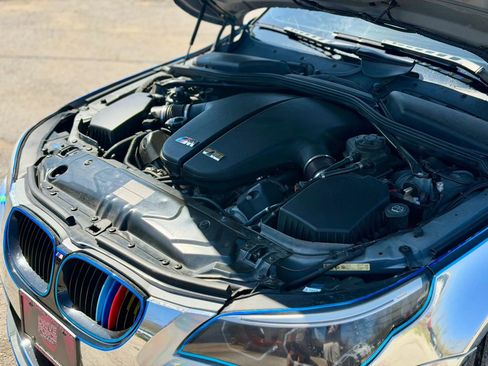 Used 2006 BMW M5 image 12