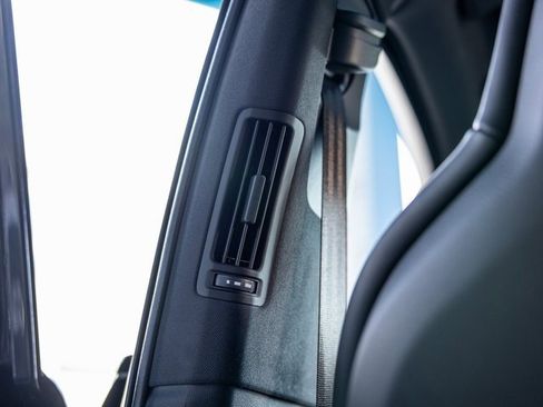 Certified 2025 Porsche Cayenne Coupe image 59