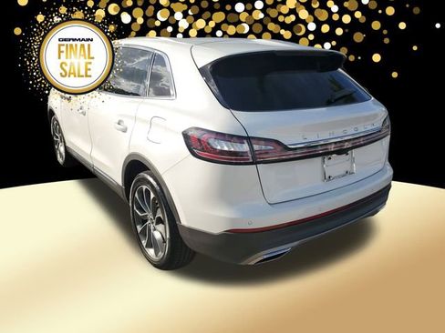 Certified 2023 Lincoln Nautilus Reserve image 8