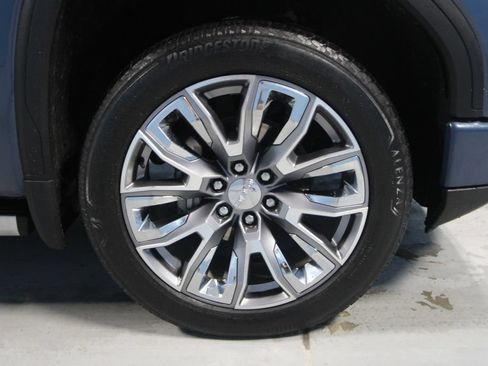 Used 2024 GMC Sierra 1500 Denali AWD/4WD image 36