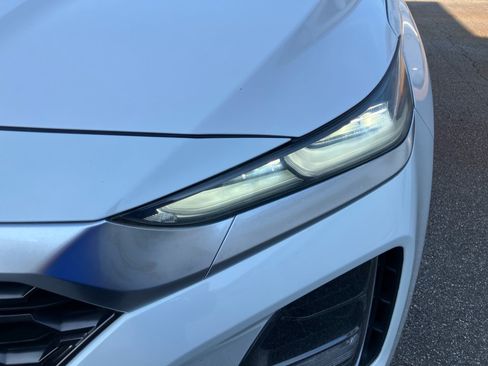 Used 2019 Hyundai Santa Fe Limited AWD/4WD image 30
