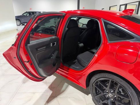 Used 2023 Honda Civic Sport image 13