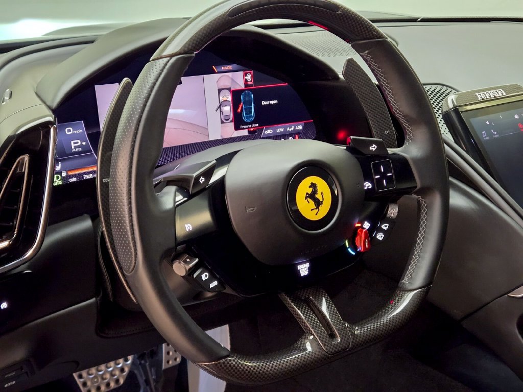 Used 2022 Ferrari Roma RWD image 38