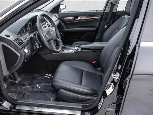 Used 2011 Mercedes-Benz C 300 4MATIC Sedan image 12