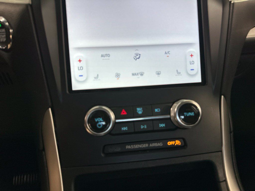 Used 2023 Ford Edge SEL AWD/4WD image 47