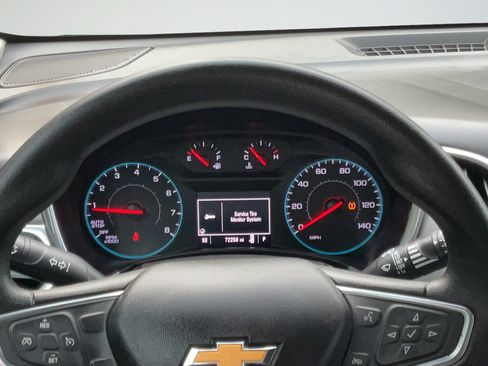 Used 2018 Chevrolet Equinox LS FWD image 14