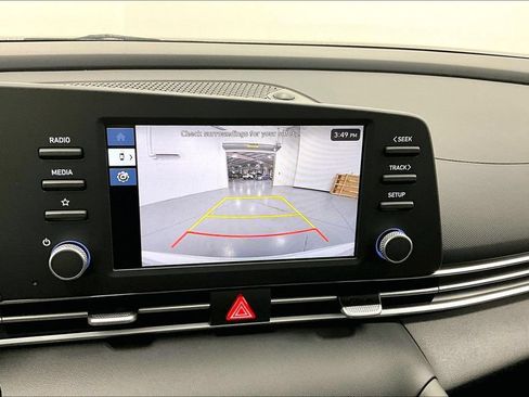 Used 2026 Hyundai Elantra SE FWD image 16