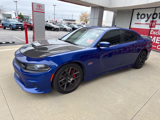 Used 2019 Dodge Charger Scat Pack w/ Technology Group RWD image 11