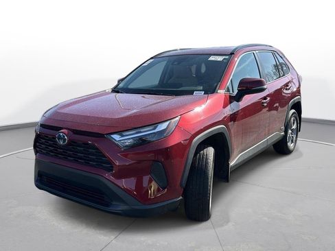 Certified 2022 Toyota RAV4 XLE image 2