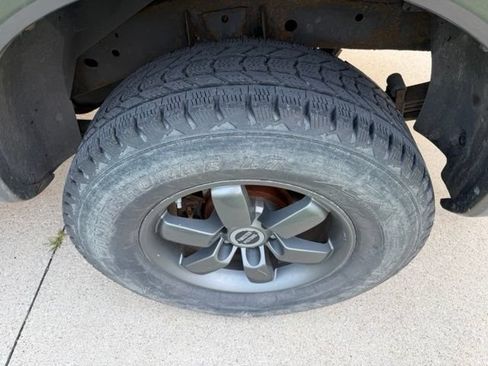Used 2008 Nissan Titan SE AWD/4WD image 12