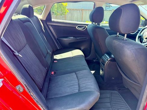 Used 2019 Nissan Sentra SV FWD image 11