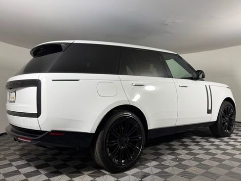 New 2026 Land Rover Range Rover SE image 7