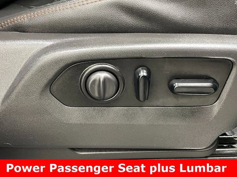 Used 2021 GMC Sierra 1500 AT4 w/ AT4 Premium Package image 12