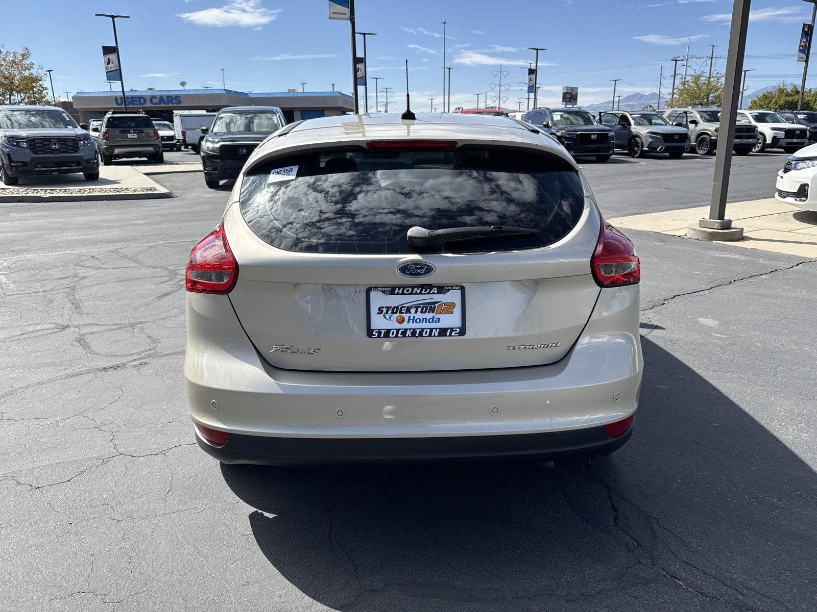 Used 2018 Ford Focus Titanium w/ Titanium Technology Package FWD image 5