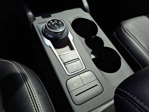 Certified 2022 Ford Escape SEL AWD/4WD image 18