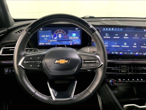 Used 2025 Chevrolet Traverse High Country w/ LPO, Floor Liner Package AWD/4WD image 5