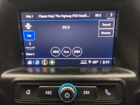 Used 2024 GMC Terrain SLE FWD image 25