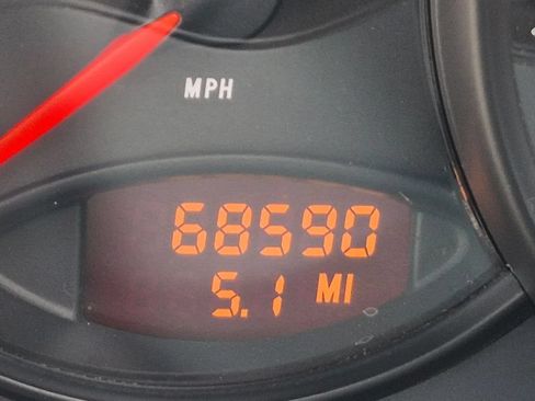 Used 2000 Porsche Boxster RWD image 19