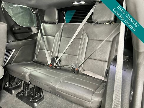 Used 2025 Chevrolet Tahoe Z71 w/ Comfort Package AWD/4WD image 19