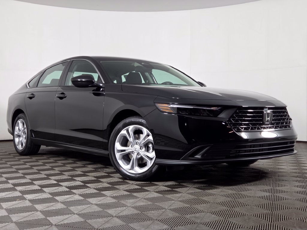 New 2026 Honda Accord LX image 2