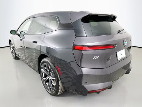 Used 2026 BMW iX xDrive60 w/ Premium Package image 7