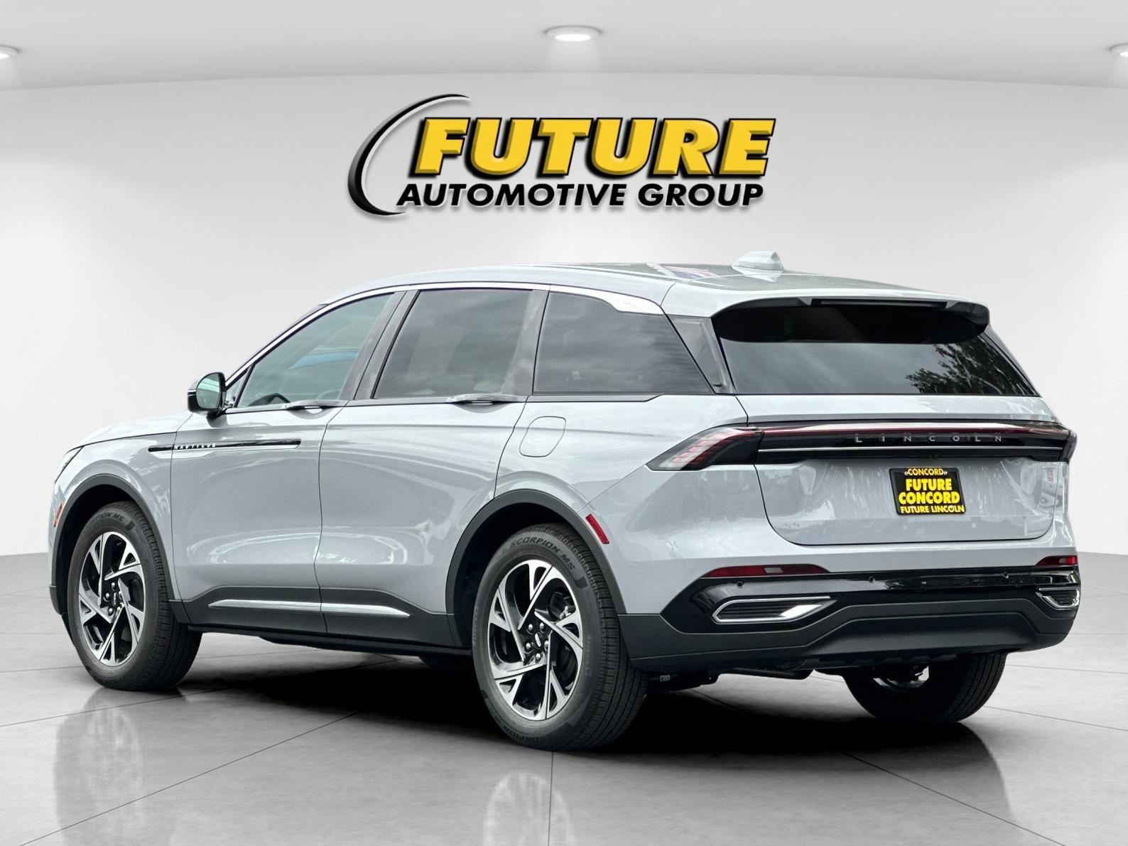 New 2026 Lincoln Nautilus Premier w/ Equipment Group 102A AWD/4WD image 5