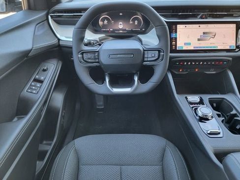 New 2026 Jeep Cherokee Laredo AWD/4WD image 30
